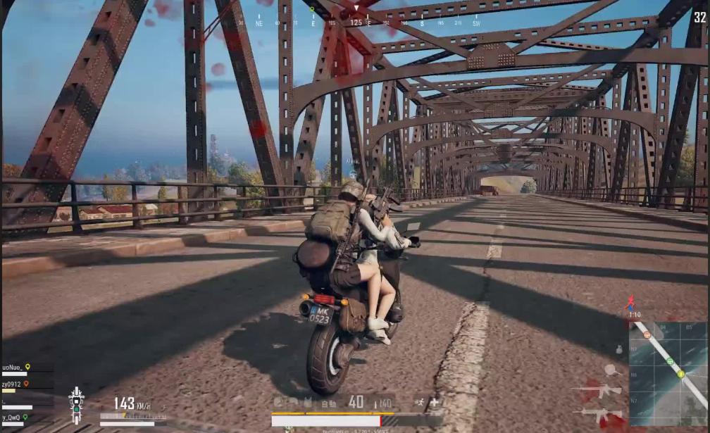 绝地求生如何打移动汽车